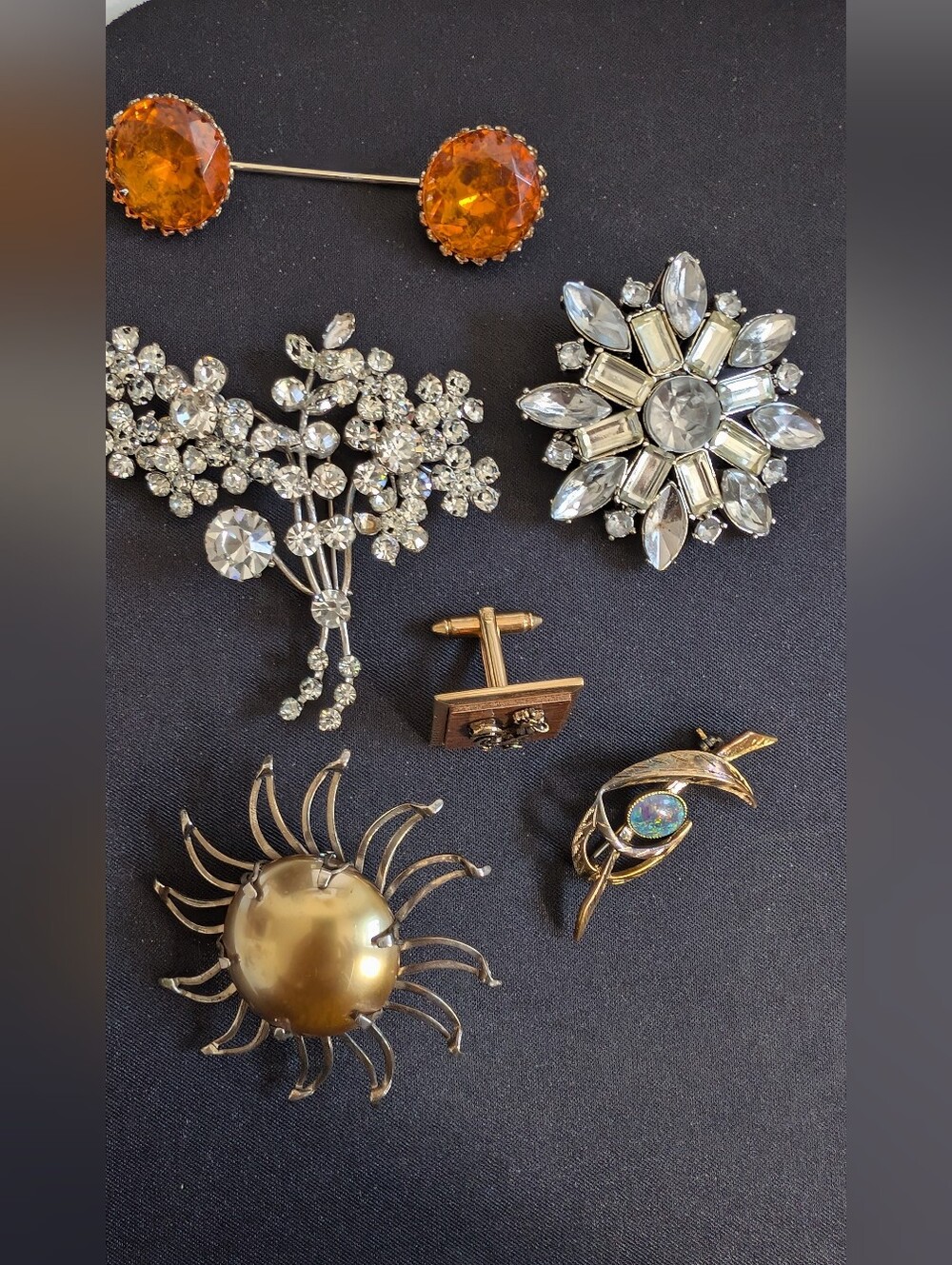Vintage Costume Jewelry Mixed pieces